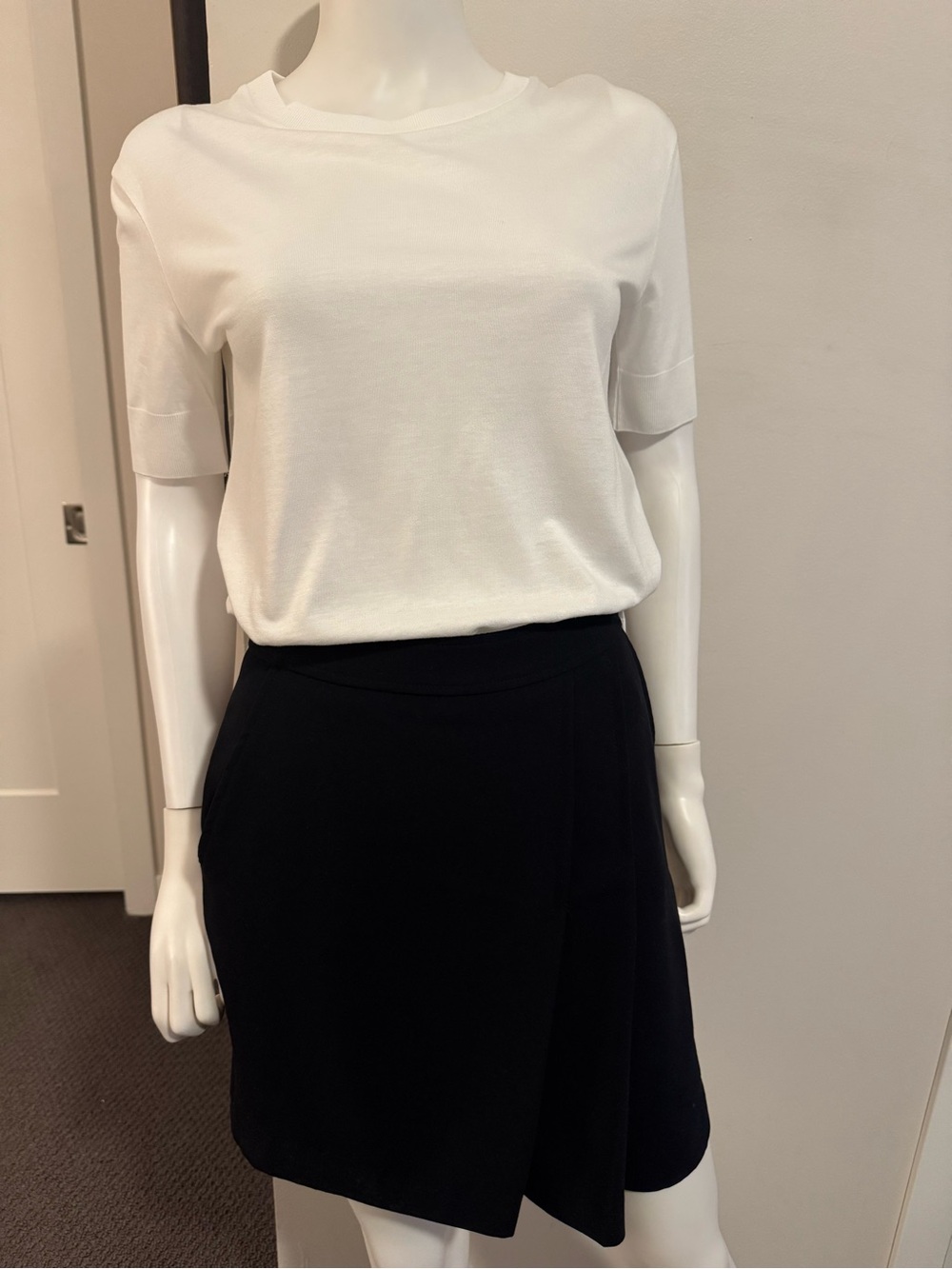 IRO Pleated Skirt - MINT!